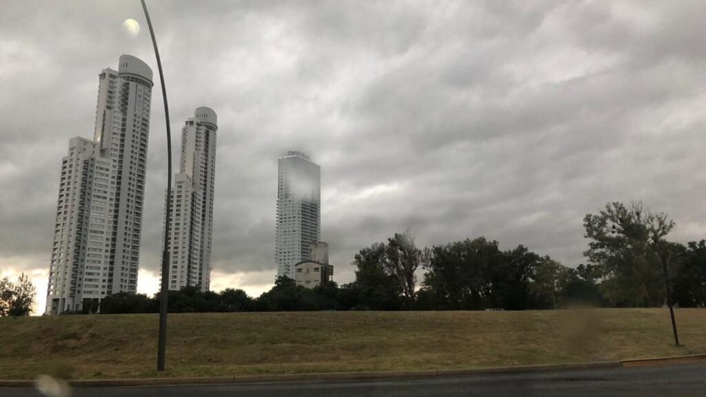 Clima En Rosario La Semana Arranca Con Cielo Gris Y Alta Humedad